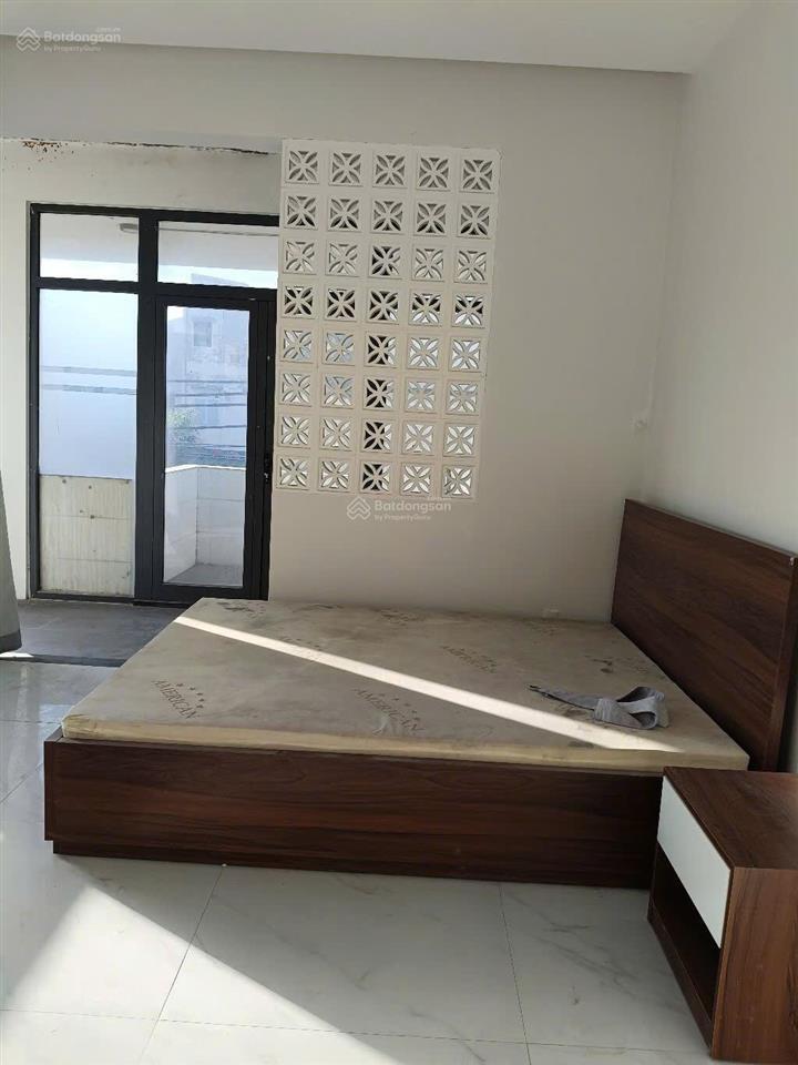 Siêu phẩm góc 2 mặt thoáng mặt tiền bùi quốc hưng