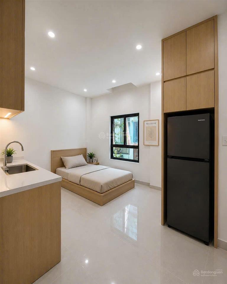 Nội thất đầy đủ, phòng mới tinh, máy giặt riêng