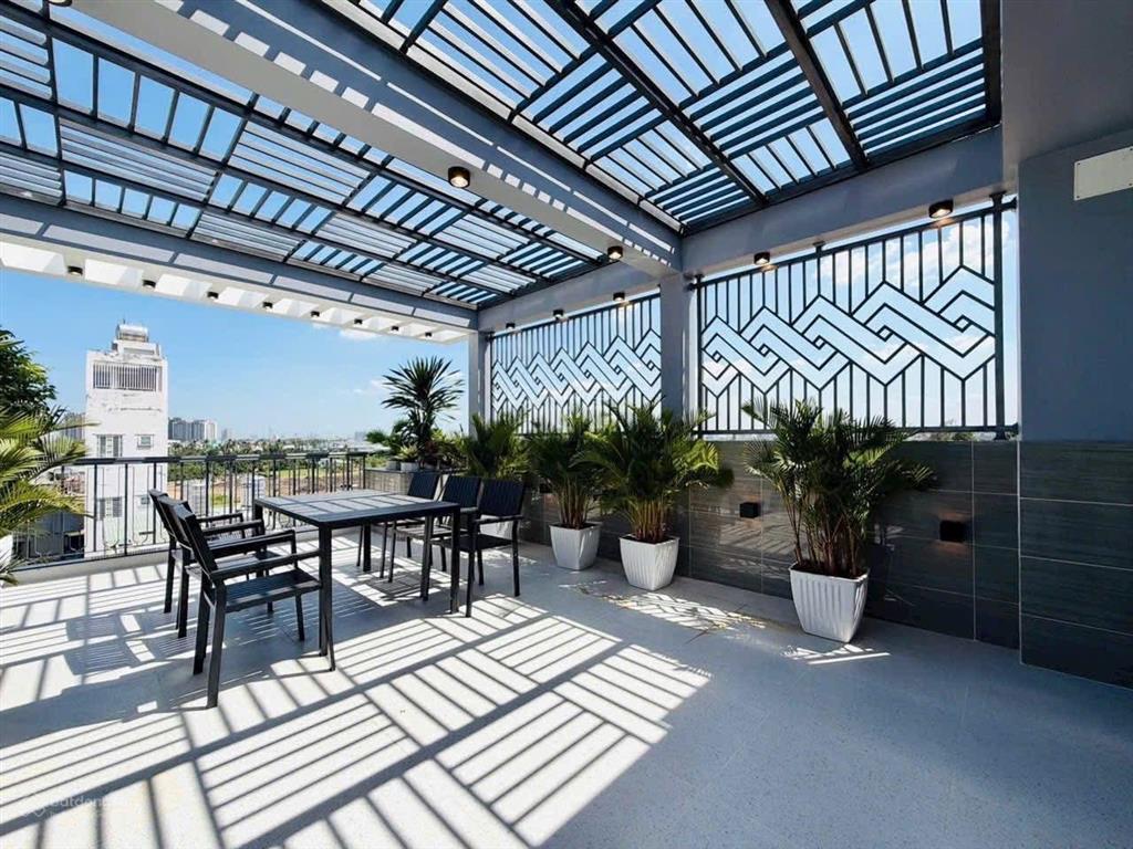 Kẹt tiền bán gấp nhà 3 tỷ 5/70m2  mặt tiền phùng văn cùng (phú nhuận)  shr
