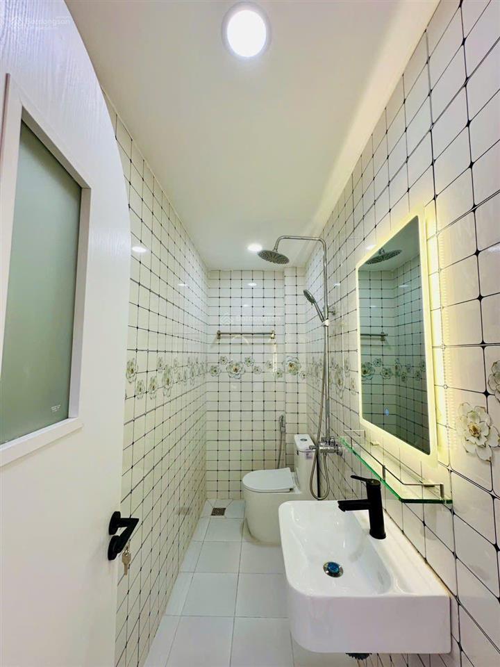Chính chủ cần tiền bán gấp nhà vũ tông phan (q2)  75m2  shr chính chủ