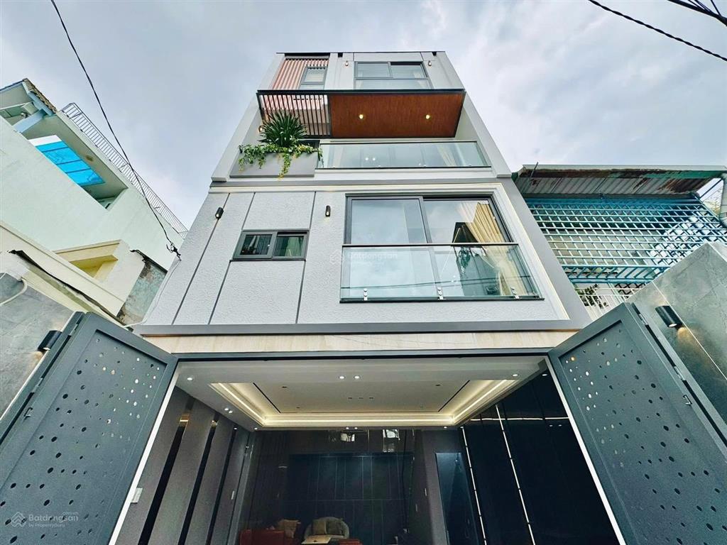Bán gấp nhà hẻm phạm hùng (q8)  70m2  shr chính chủ  hđ thuê 21tr/tháng