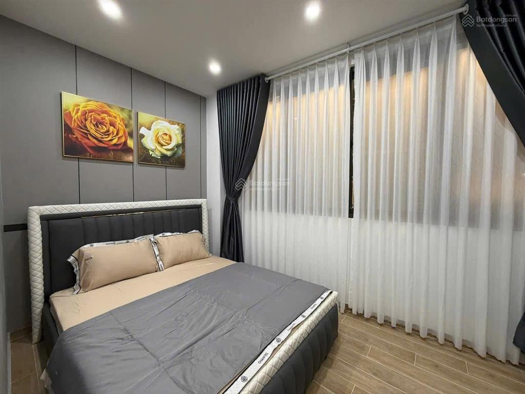 Bán gấp nhà hẻm võ văn tần (q3) 65m2  shr chính chủ  hđ thuê 28tr/tháng