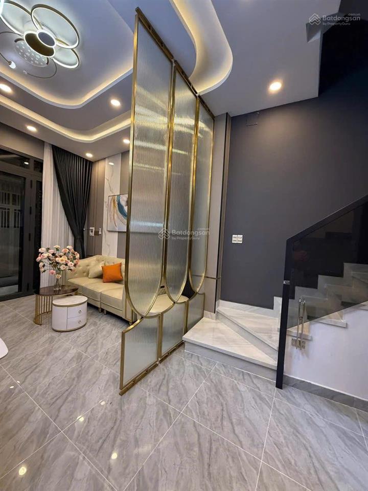 Bán gấp nhà hẻm võ văn tần (q3) 65m2  shr chính chủ  hđ thuê 28tr/tháng