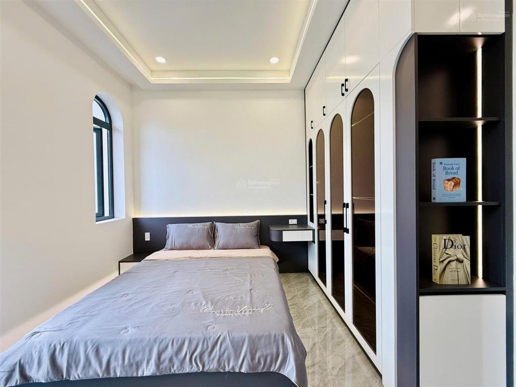 Bán gấp nhà ở hẻm nguyễn thiện thuật (q3)  4.1 tỷ/70m2  shr chính chủ  hđ thuê 28tr/tháng