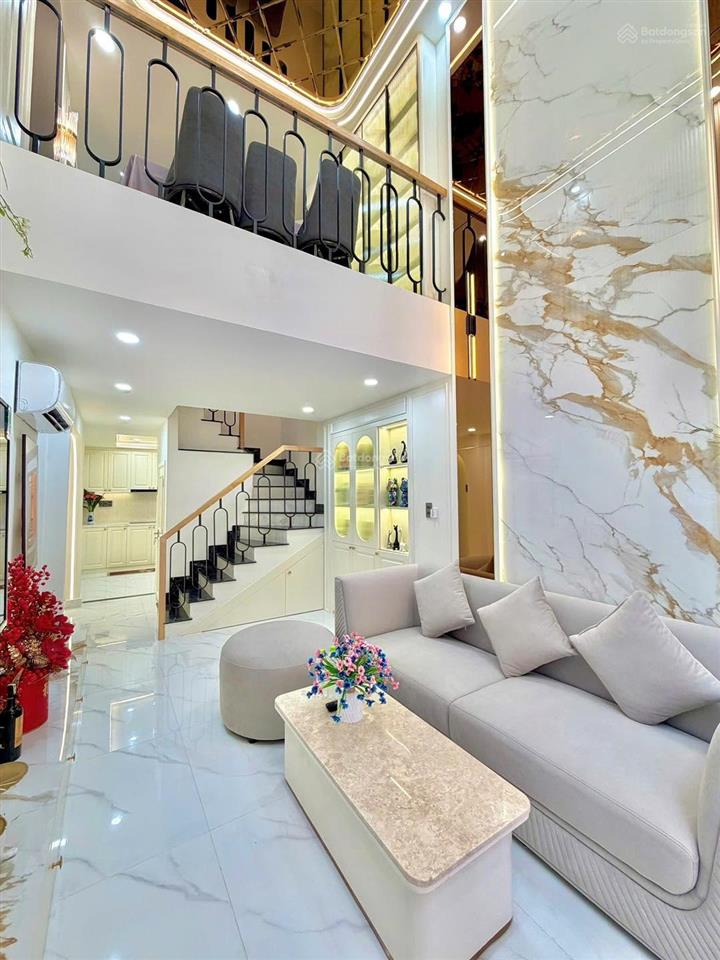 Bán gấp nhà hẻm bạch đằng (tân bình)  4 tỷ 5/70m2  shr chính chủ  hđ thuê 28tr/tháng
