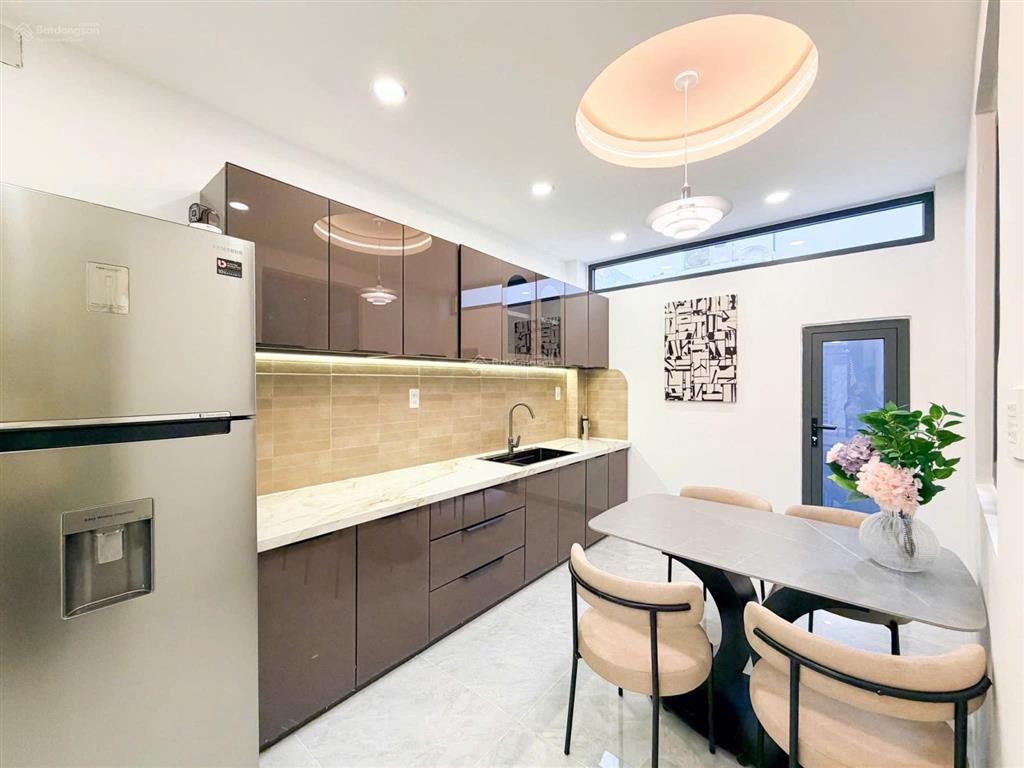 Bán gấp nhà hoàng sa (q1)  4.5 tỷ/65m2  sổ hồng riêng  hđ thuê 28tr/tháng