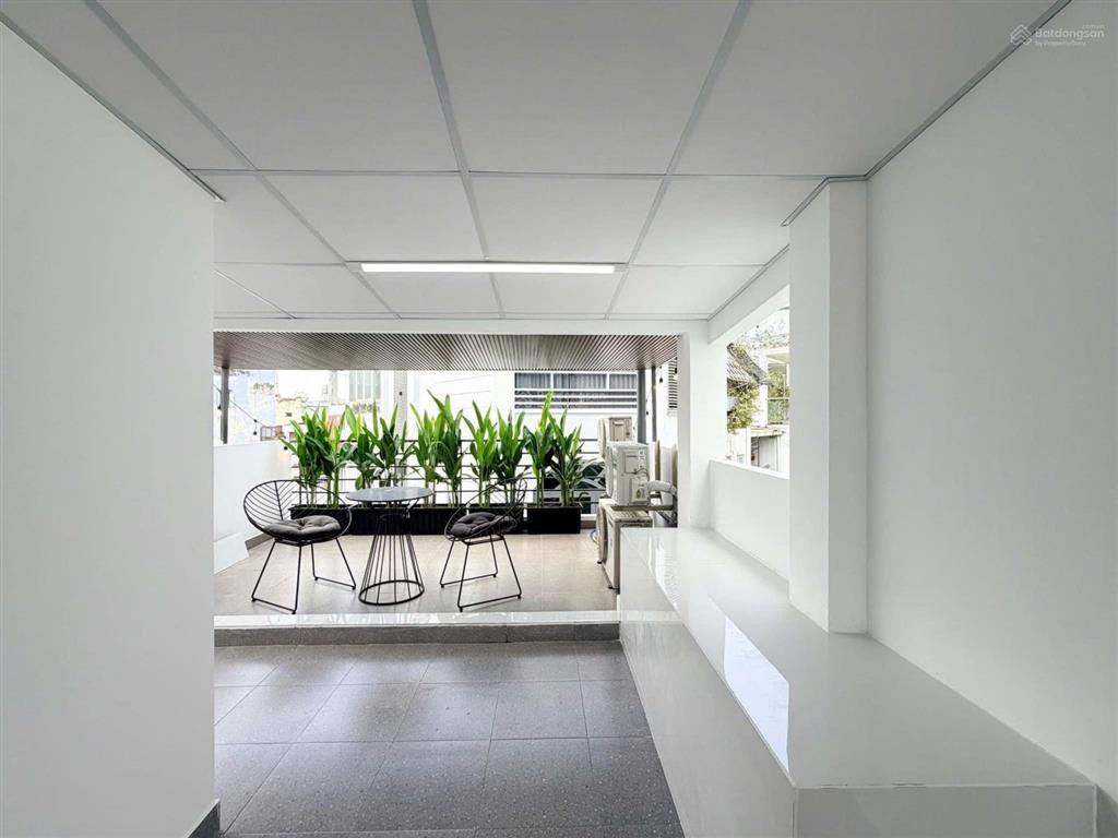 Bán gấp nhà hoàng sa (q1)  4.5 tỷ/65m2  sổ hồng riêng  hđ thuê 28tr/tháng