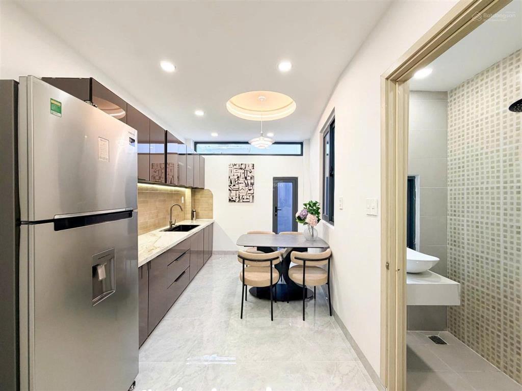 Bán gấp nhà hoàng sa (q1)  4.5 tỷ/65m2  sổ hồng riêng  hđ thuê 28tr/tháng