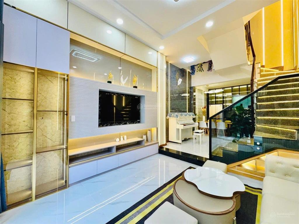 Chính chủ bán nhà hẻm lạc long quân (tân bình)  2 tỷ 990/70m2  shr  hđ thuê 21tr/tháng