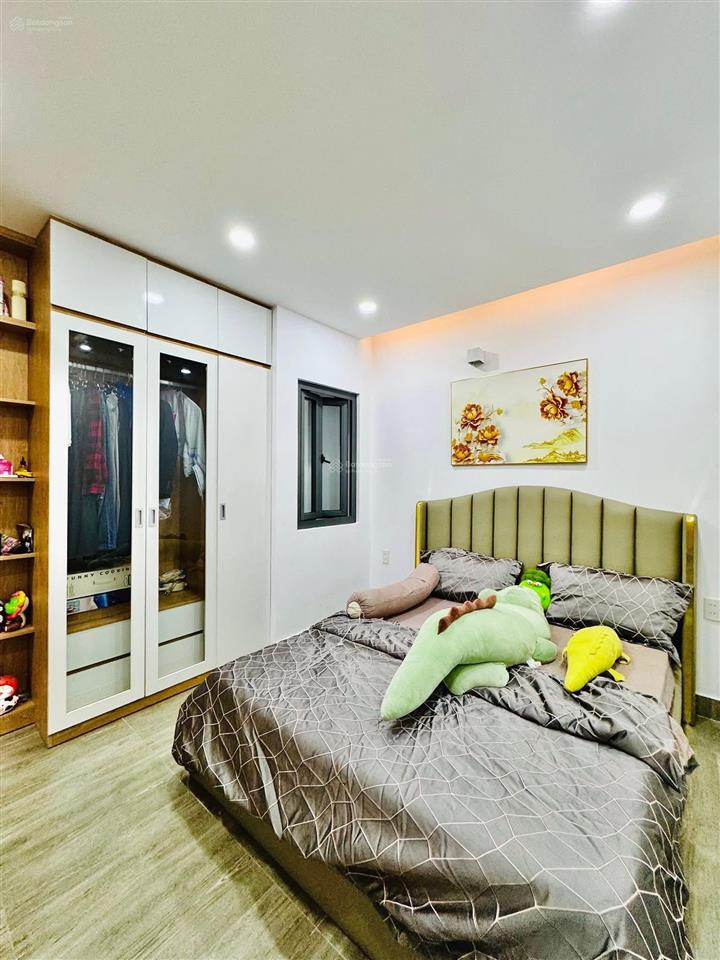 Bán gấp nhà lý tự trọng (q1)  4 tỷ 190/77m2  sổ hồng riêng  hđ thuê 32tr/tháng