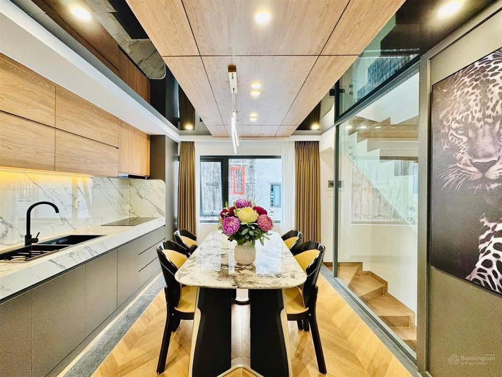 Bán nhà hẻm tô hiến thành (q10)  4 tỷ 240/77m2  sổ hồng riêng  hđ thuê 30tr/tháng
