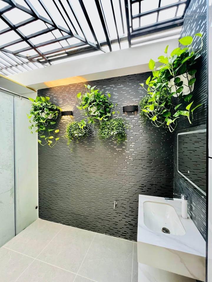 Chủ kẹt tiền bán nhà nguyễn duy phương (q5)  3.8 tỷ/77m2  shr  hđ thuê 21tr/tháng