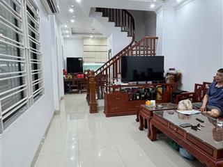 Nhà lô góc phố ái mộ 51m xây 5 tầng mặt tiền 4m oto qua nhà  giá chào 12.9 tỷ