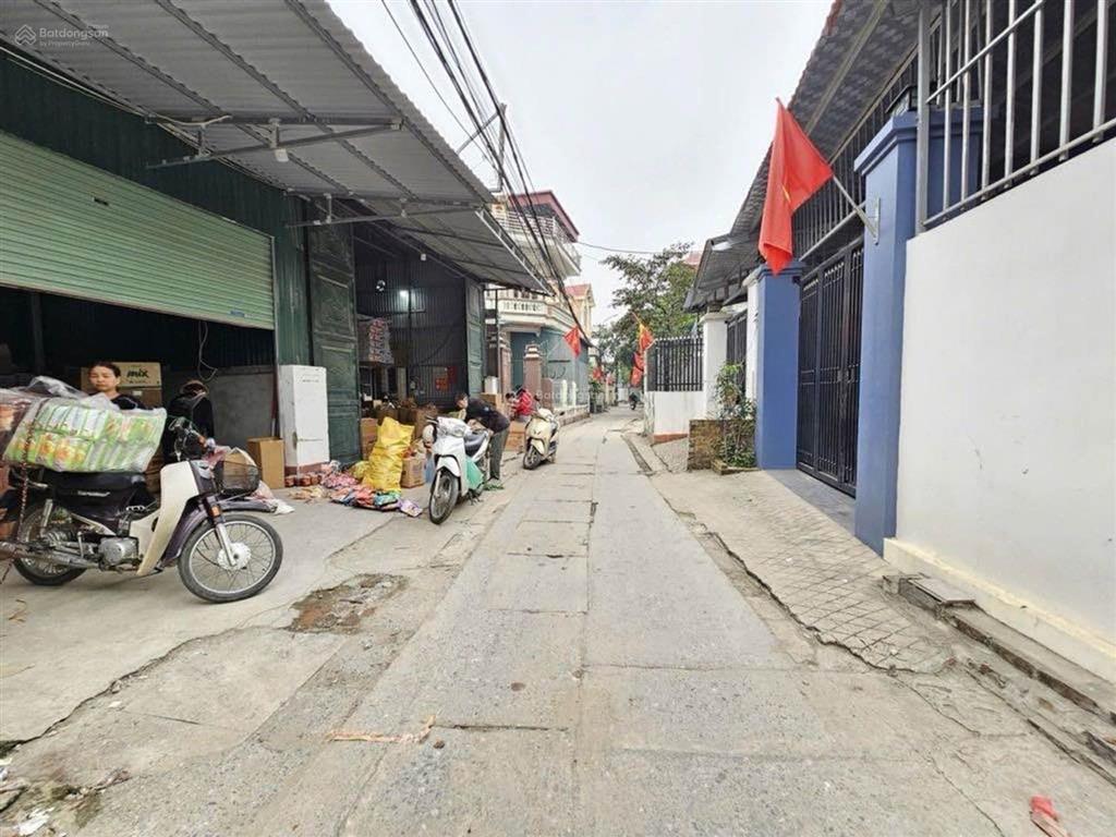 Bán đất đẹp đức thượng  hoài đức sát quốc lộ 32.đất đẹp giá rẻ trong phân khúc