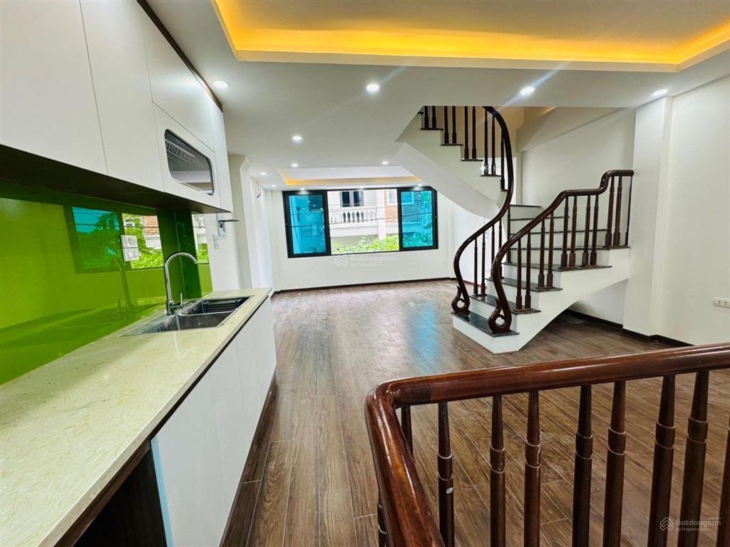 Hot nhất lại yên  hoài đức  nhà mới tinh, ô tô đỗ cửa, chỉ nhỉnh 5 tỷ