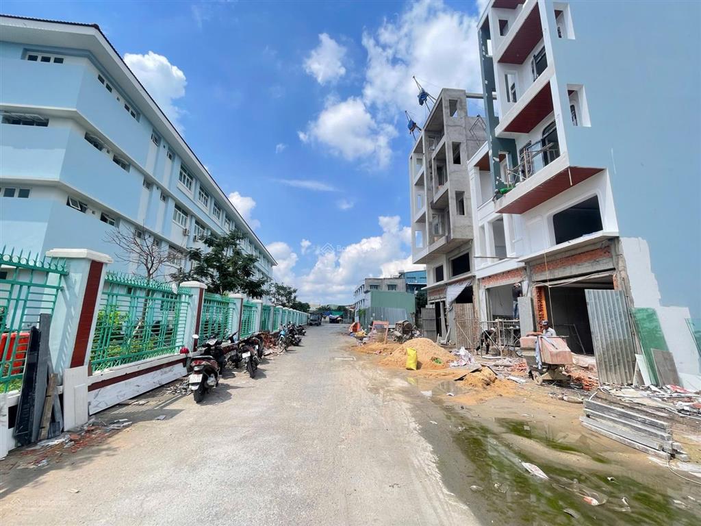 Siêu phẩm đất ao đôi bình tân  846m2 đường 12m thông hương lộ 2  chỉ 60 tỷ tl.