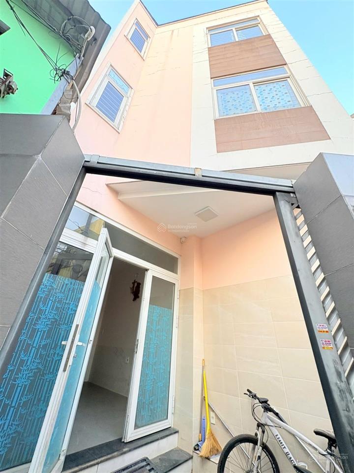 Ni sư huỳnh liên bàu cát 4 tầng btct 5pn 5wc dòng tiền 20tr/th chỉ 4.7 tỷ