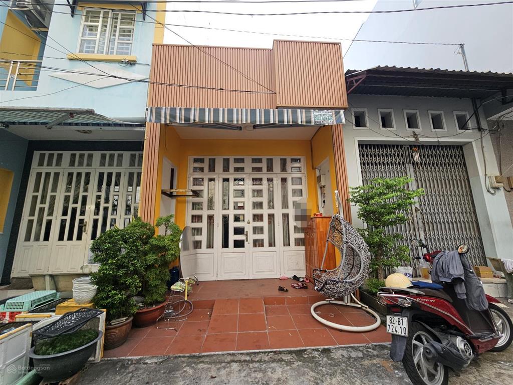 Siêu hiếm  kế aeon tân phú  cn 70m²  4*18m  3pn  khu an ninh dân trí  chỉ với 5.7 tỷ