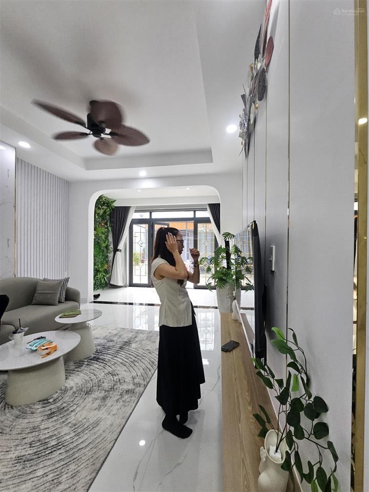 Ngay chợ vải phú thọ hòa  56m²  2 tầng mới đẹp ở ngay  full nội thất  chỉ 7.1 tỷ