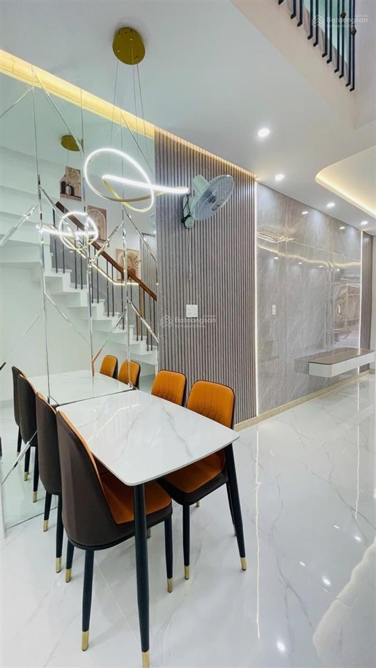 Siêu phẩm 54m2, 2 tầng, hẻm 7m, xe tải thông. chỉ 6,39 tỷ  lê trọng tấn full nội thất