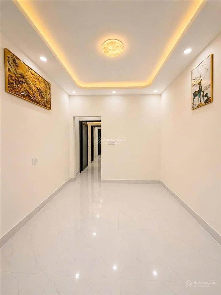 Nhà đẹp  tây thạnh, tân phú  hẻm ô tô  42m  2 tầng  3 pn  5,38 tỷ.
