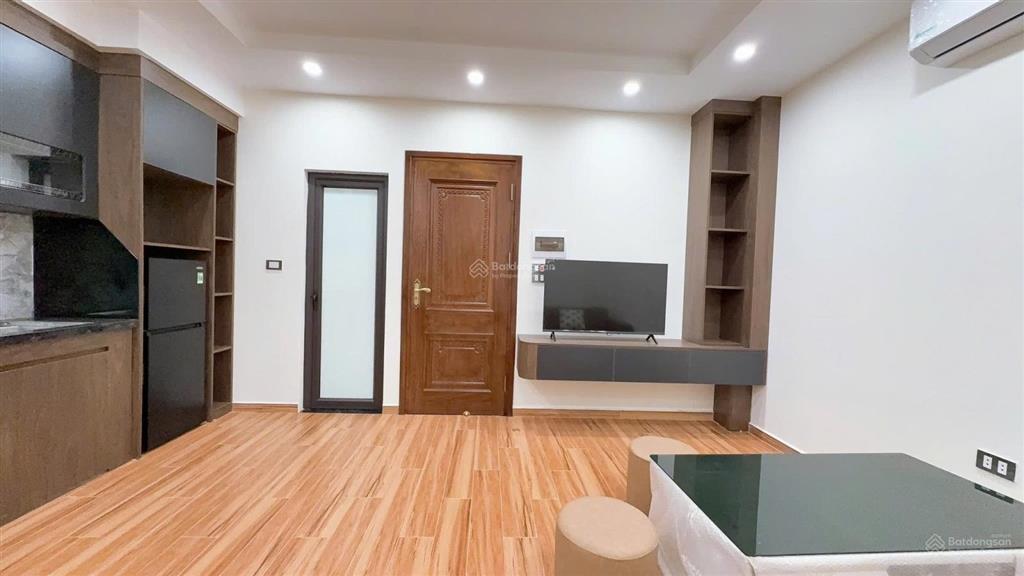 Siêu phẩm căn hộ dịch vụ  chung cư mini xuân la, ô tô 7 chỗ vào tận nhà chưa tới 60 tỷ