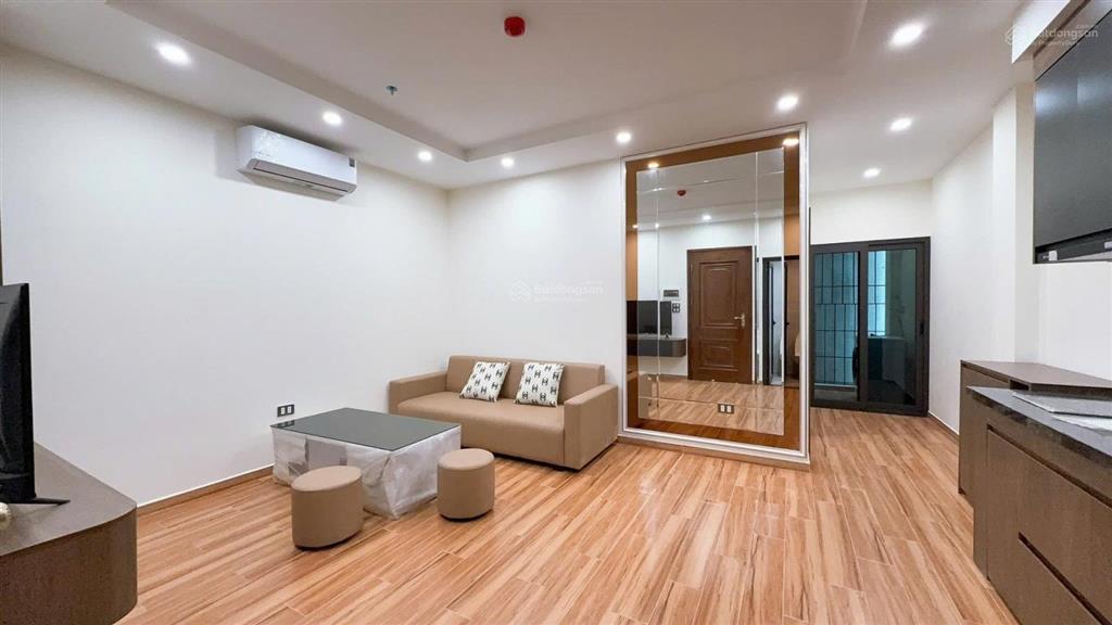 Siêu phẩm căn hộ dịch vụ  chung cư mini xuân la, ô tô 7 chỗ vào tận nhà chưa tới 60 tỷ