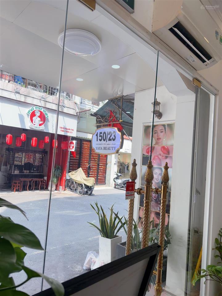 Sang mặt bằng kinh doanh spa ở 150 nguyễn trãi, quận 1