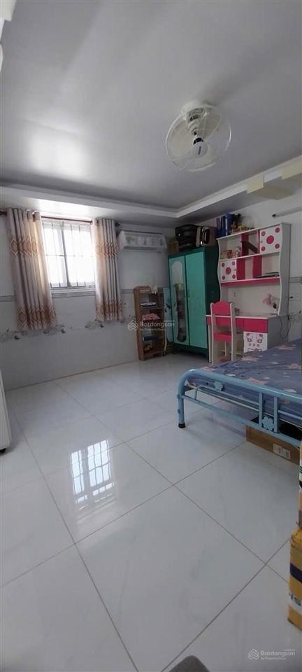 Gấp b.á.n nhà 96m2  trục lên văn việt  p.tăng nhơn phú  chỉ 3 t.ỷ