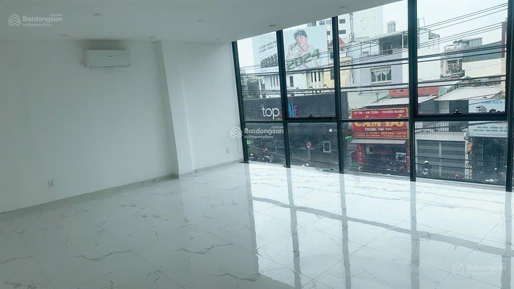 Bán gấp tòa nhà 122 nguyễn xí 7,7m x dài 15m giá 63 tỷ (hđ thuê 150tr) 1 hầm 7 tầng bình thạnh