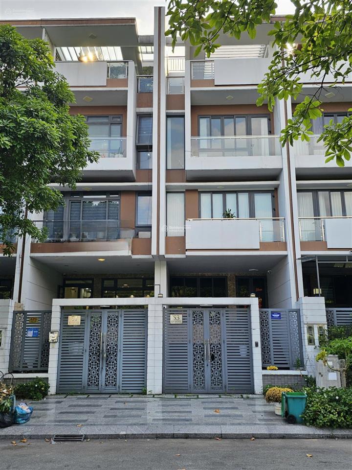 Cần bán nhà kdt vạn phúc city giá 24.5tỷ có thang máy nội thất cao cấp