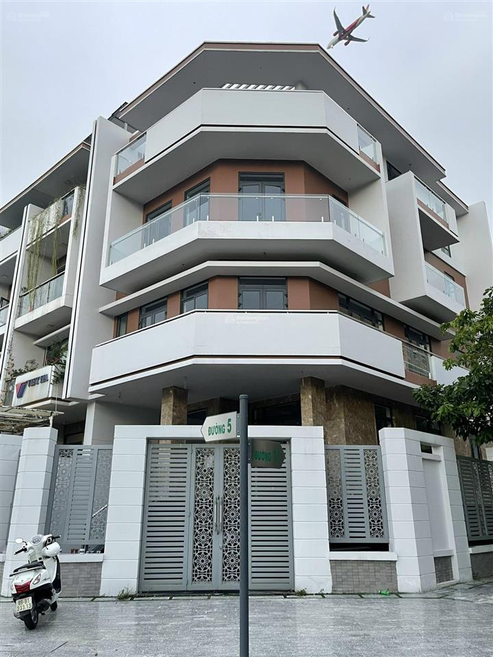 Gấp! kđt vạn phúc city cần bán căn góc 10x20.5m, 38 tỷ hoàn thiện thang máy