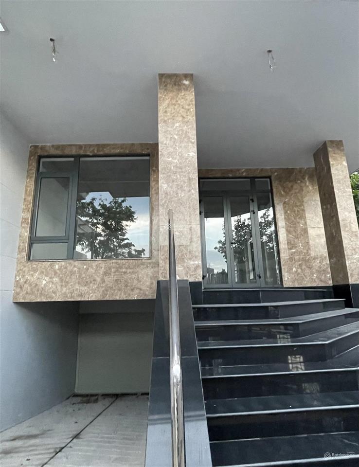 Gấp! kđt vạn phúc city cần bán căn góc 10x20.5m, 38 tỷ hoàn thiện thang máy