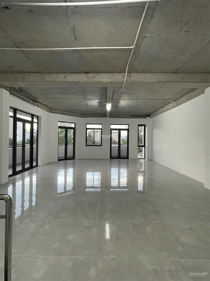 Gấp! kđt vạn phúc city cần bán căn góc 10x20.5m, 38 tỷ hoàn thiện thang máy