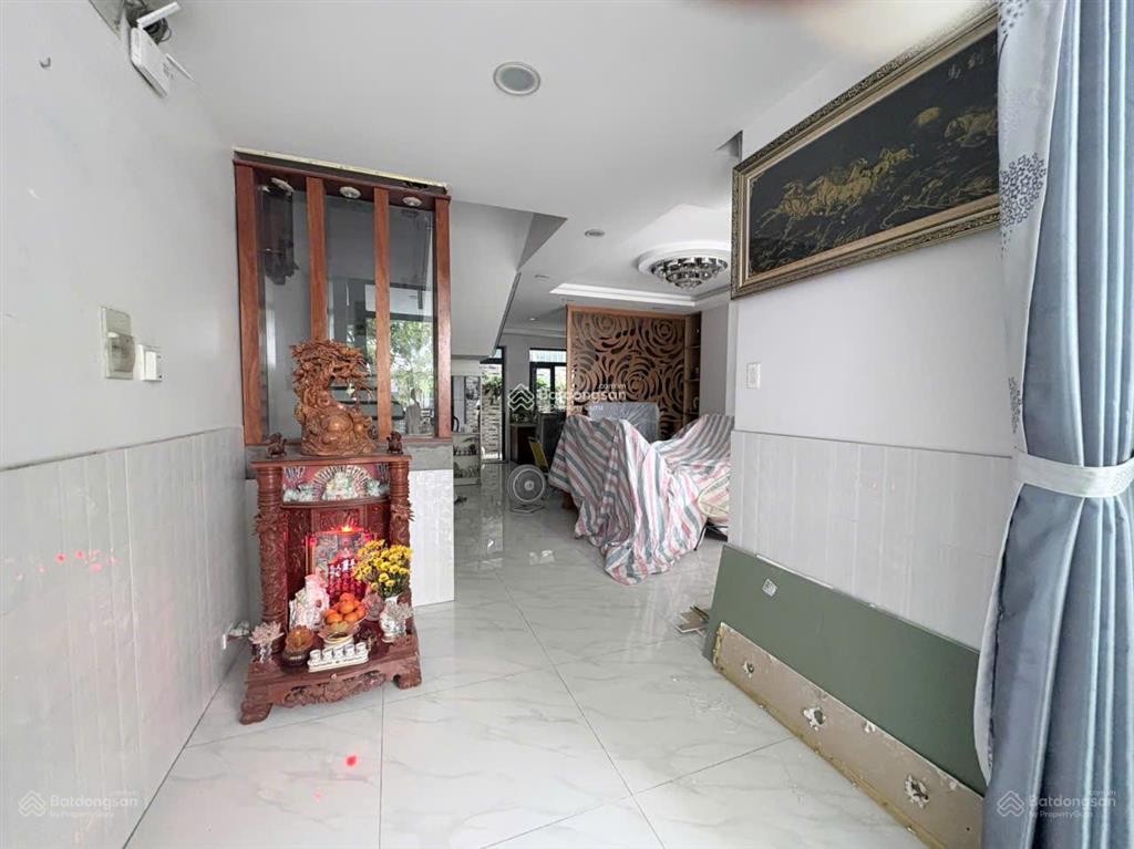 Cho thuê nguyên căn kdt vạn phúc city giá 30tr 6x17m