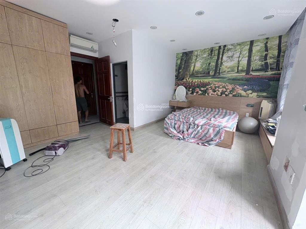 Cho thuê nguyên căn kdt vạn phúc city giá 30tr 6x17m