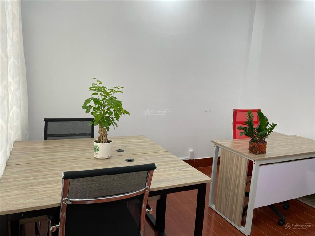 Cho thuê văn phòng 25m2 6tr bao điện nước full nội thất