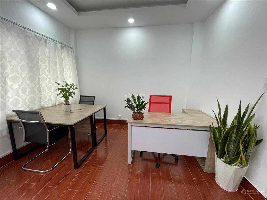 Cho thuê văn phòng 25m2 6tr bao điện nước full nội thất