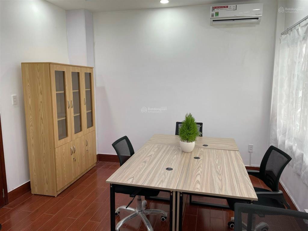 Cho thuê văn phòng 25m2 6tr bao điện nước full nội thất