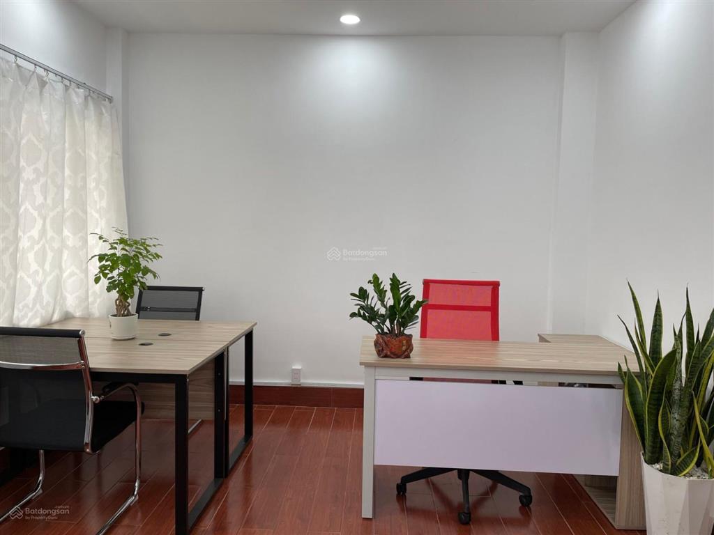 Cho thuê văn phòng 25m2 6tr bao điện nước full nội thất