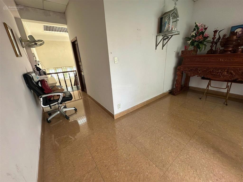 Căn góc đinh thị thi khu văn phòng chính phủ 84m2 1 trệt 3 lầu 18.5ty