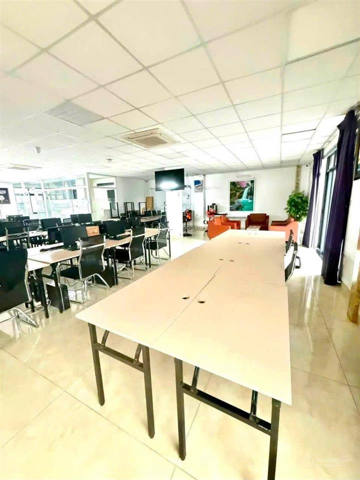 Cho thuê nhà mặt tiền nguyễn thị nhung vạn phúc city có thang máy 12x24m giá 150tr 1 trệt 5 lầu