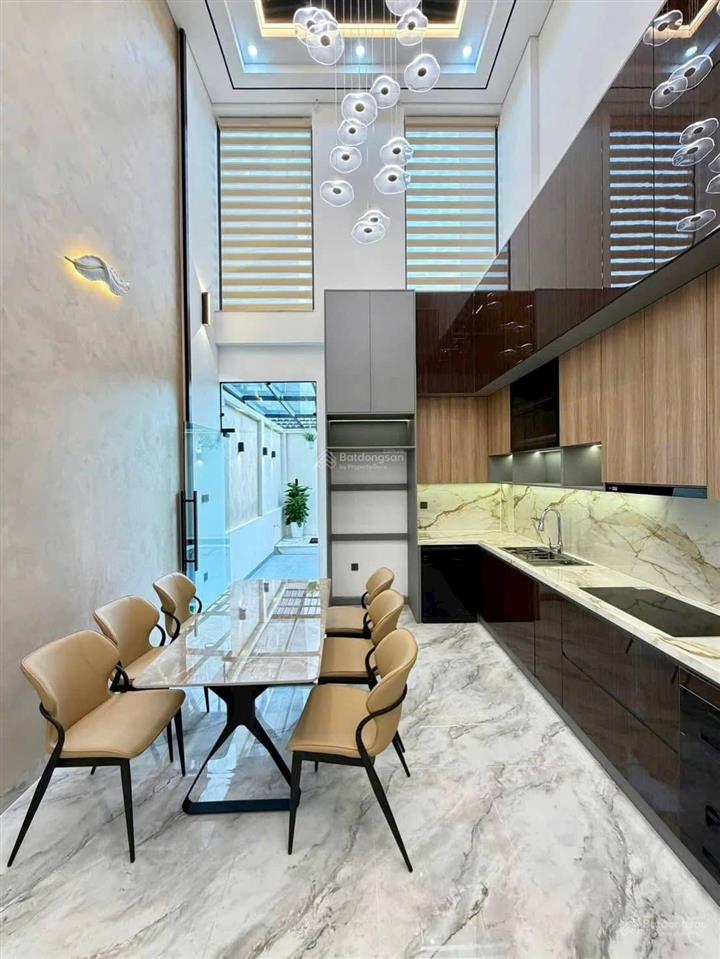 Có ngay siêu phẩm nhà man thiện, quận 9  diện tích khủng 80m2. giá chỉ 2 tỷ 990, mặt tiền đường.