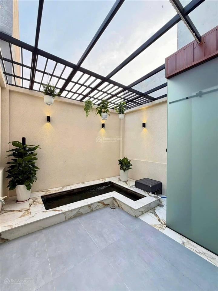 Có ngay siêu phẩm nhà man thiện, quận 9  diện tích khủng 80m2. giá chỉ 2 tỷ 990, mặt tiền đường.