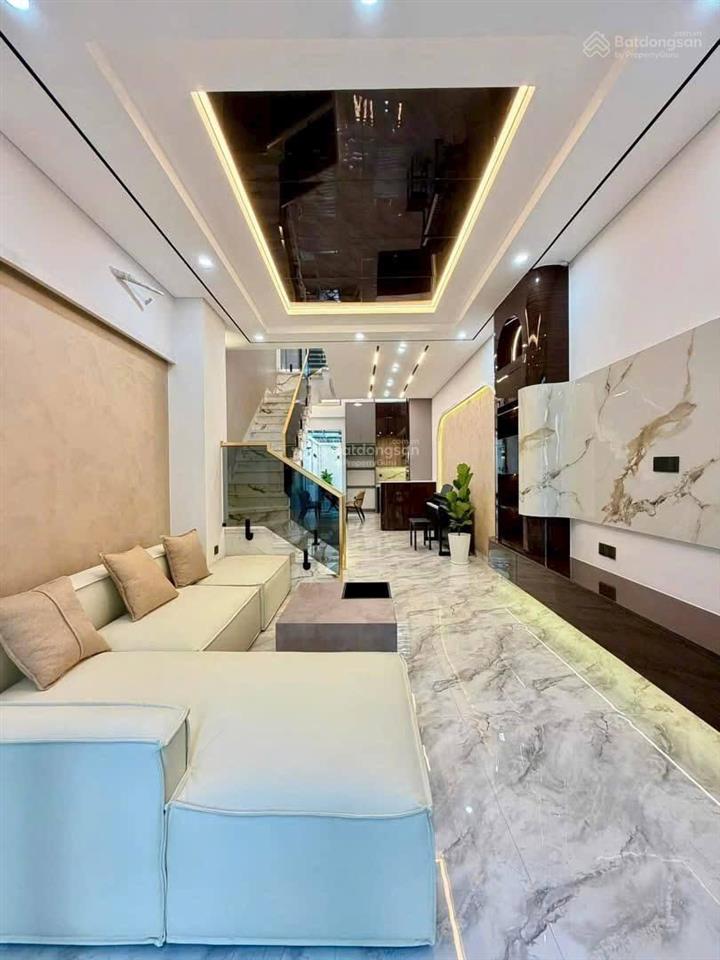 Có ngay siêu phẩm nhà man thiện, quận 9  diện tích khủng 80m2. giá chỉ 2 tỷ 990, mặt tiền đường.