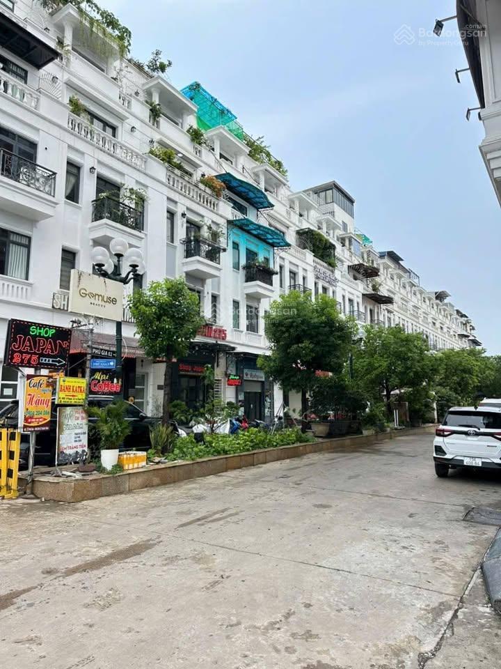 Cắt lỗ ngay 3 tỷ so với thị trường nhà phố liền kề 5 tầng vincom lê thánh tông