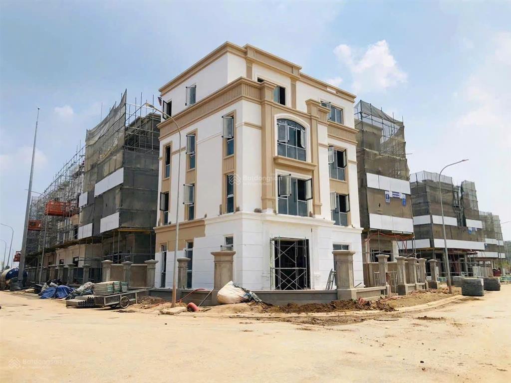 Xẻ khe sát công viên vinhomes golden city, 5,6 tỷ, 111m2, mặt tiền 8m