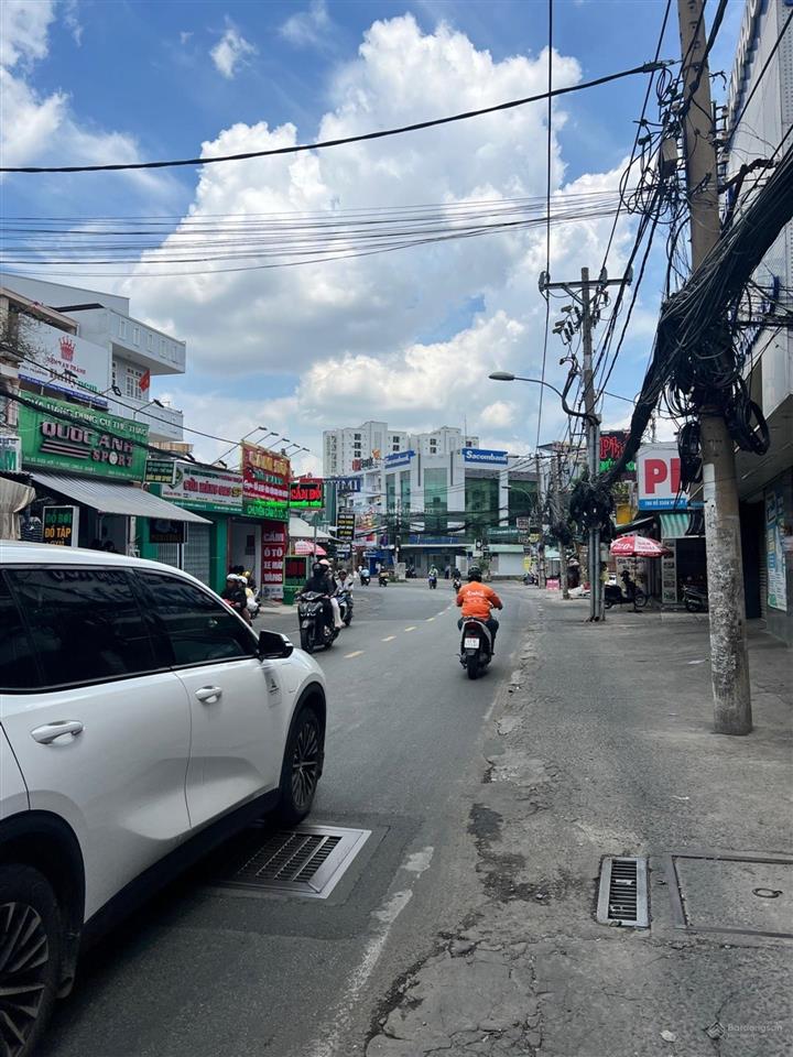 Bán nhà mặt tiền đỗ xuân hợp, phước long a, q9, 132m, 4 tầng, giá chỉ 27,5 tỷ.