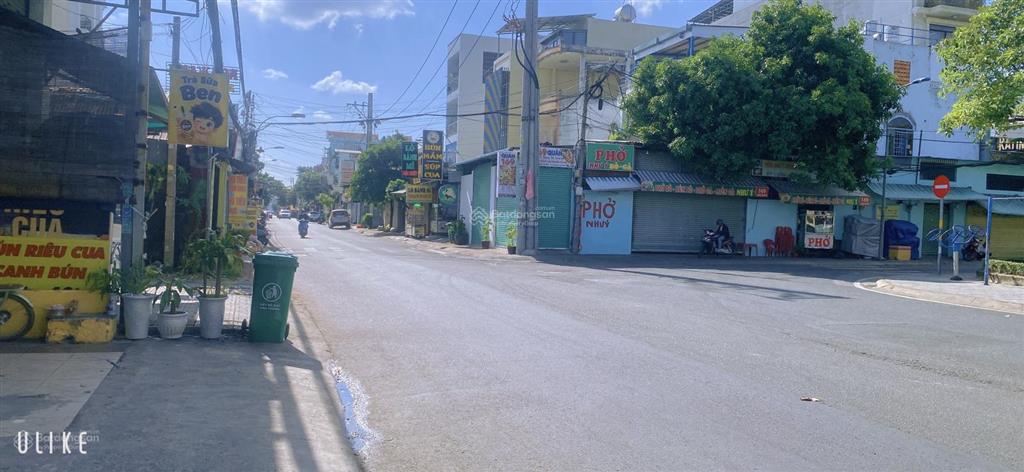 Bán đất tặng nhà cấp 4, mt đường ngô quyền, hiệp phú, q9.