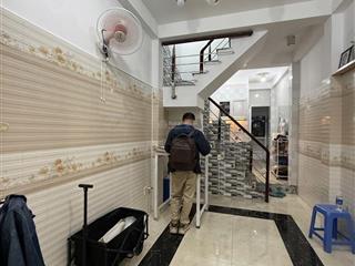Bán nhà nguyễn trãi p2 quận 5, giảm giá 5t hơn, 30m2 4 tầng, hẻm xe hơi c15m
